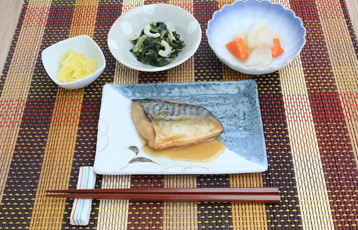 さばの味噌煮献立